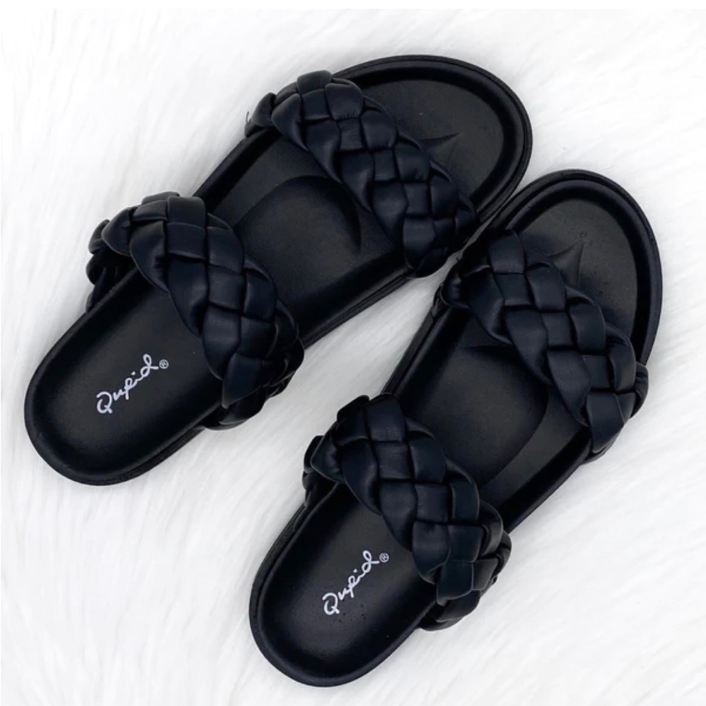 Black open toe sandal with 2  braided straps